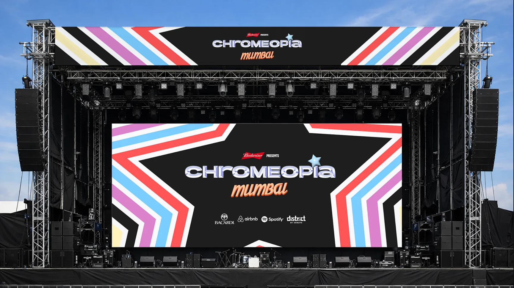 The festival’s main stage, dressed in the starburst.